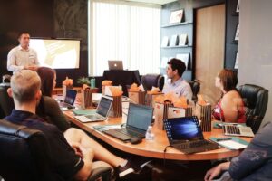 Atelier de formation professionnelle en petit groupe
